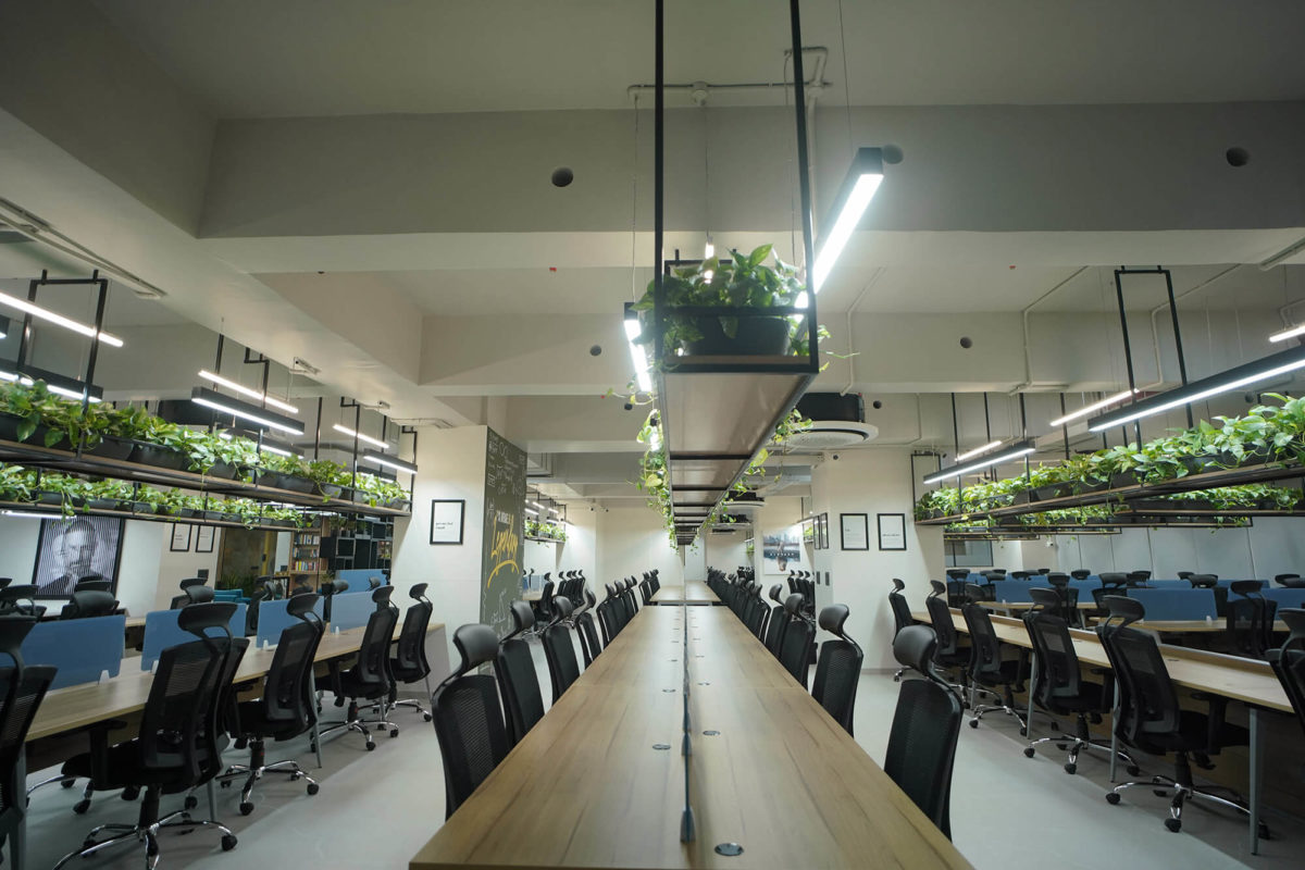 One view of multiple Workstations desk at once