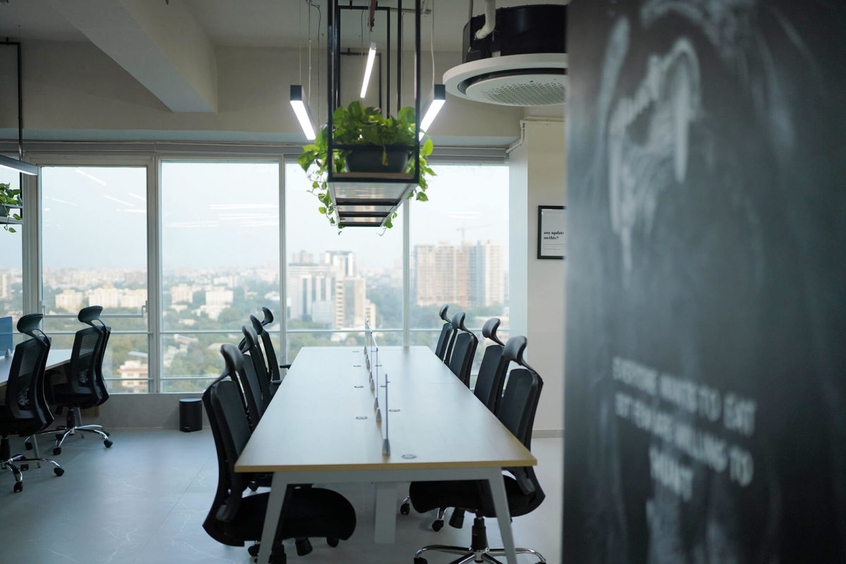 Open Floor Workstation Desks with Parallel Seating