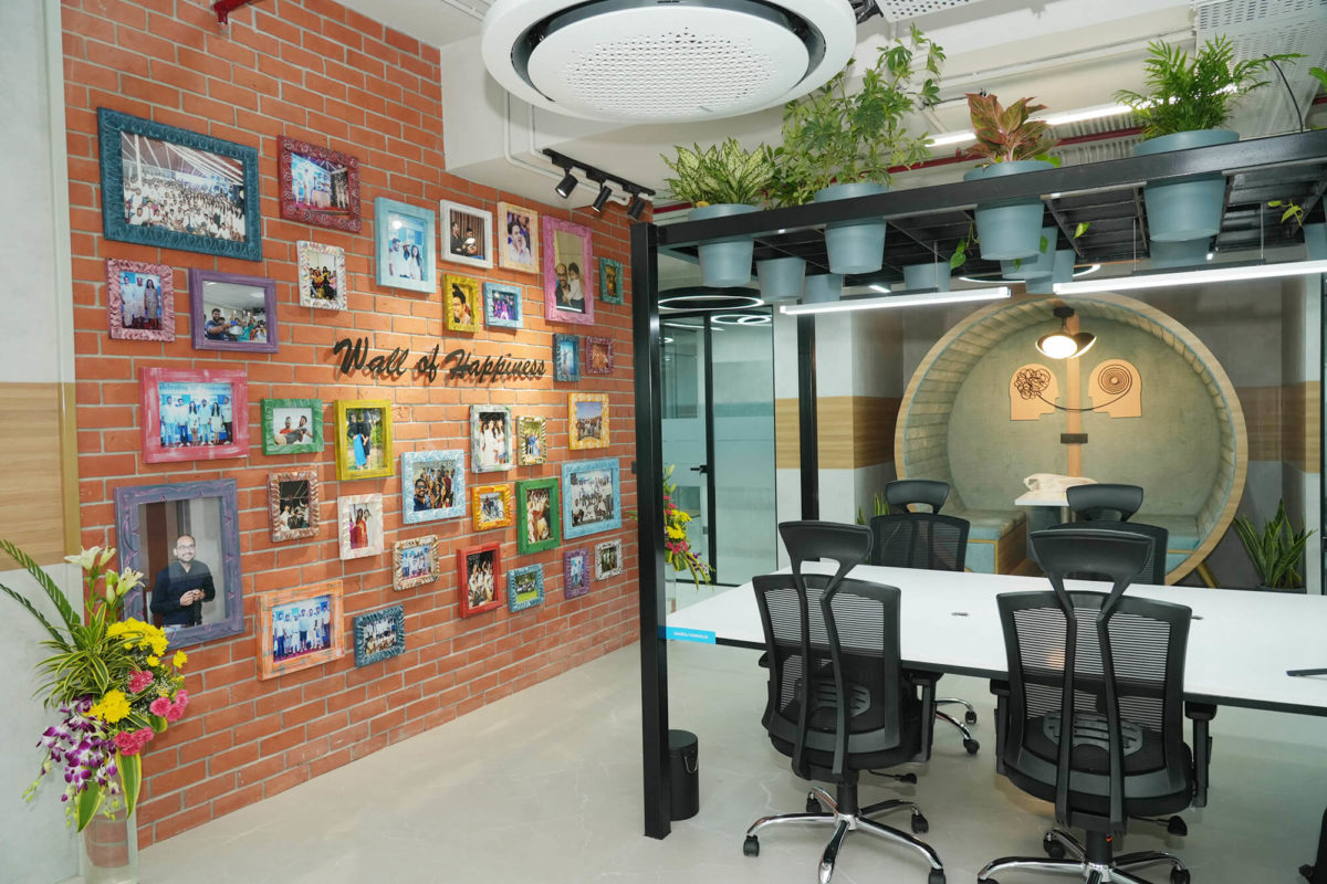 Wall of Happiness with Work Desk and Open Meeting POD